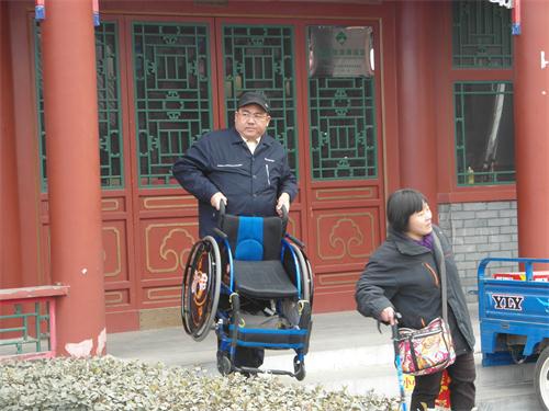 爱心车队的司机也成为了青檬团队的一名志愿者