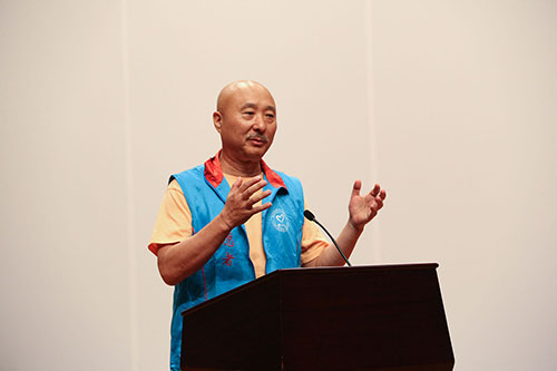 3-首都文艺志愿服务联盟成员代表、著名喜剧表演艺术家陈佩斯发言