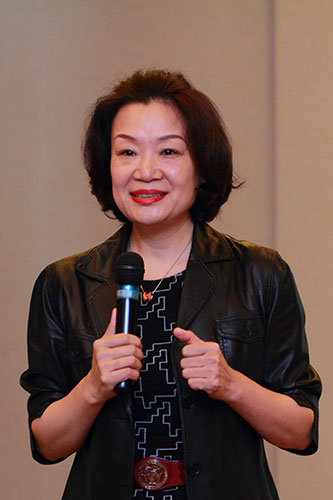 李柠院长为培训师授课