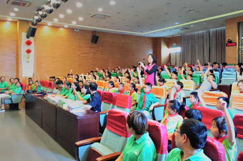 3-分组活动-到学校与小学生开展垃圾分类互动活动