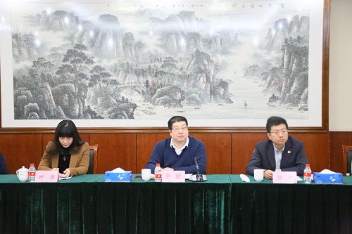 2团市委相关领导听取工作汇报