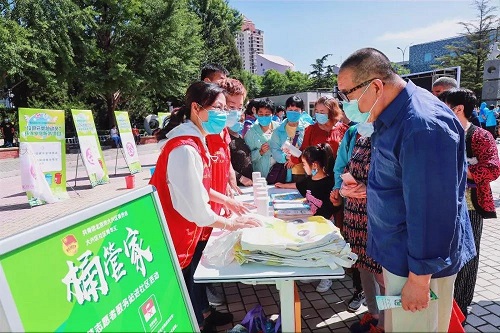 8-“桶管家”志愿服务项目和“分小萌”垃圾分类志愿服务示范引导站