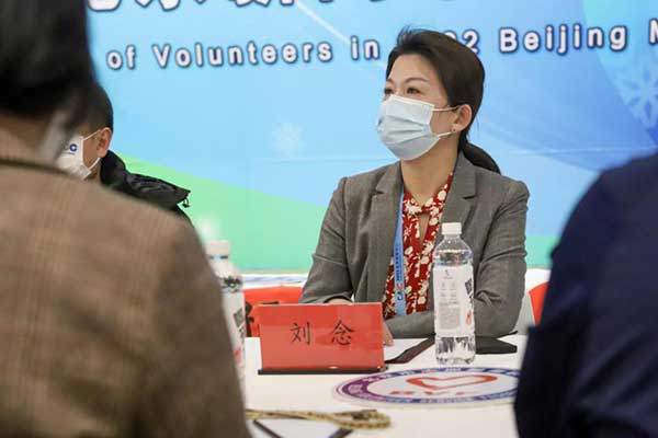 中国传媒大学校领导慰问2022北京新闻中心志愿者002