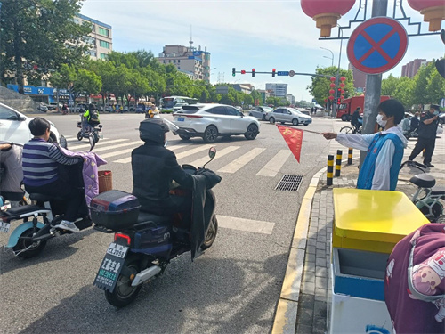 铂筑教育志愿服务队7