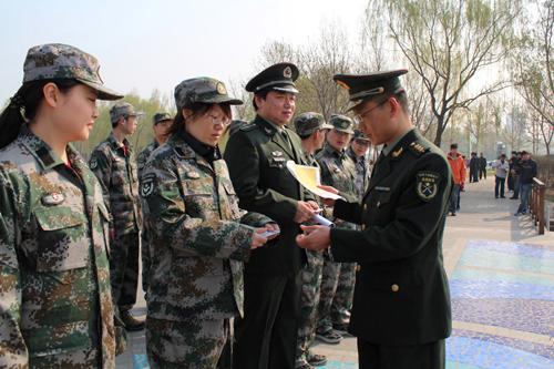 2013北京市陆军预备役防化团警通连点验暨应急志愿者春季应急演练成功