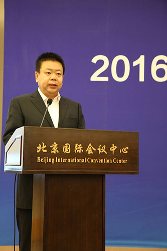 04市应急志愿者服务总队赵培锋队长做工作报告