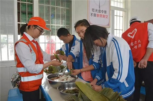 20190605153925_acf4b7bcda35c290a5014b748ef21ec5_2